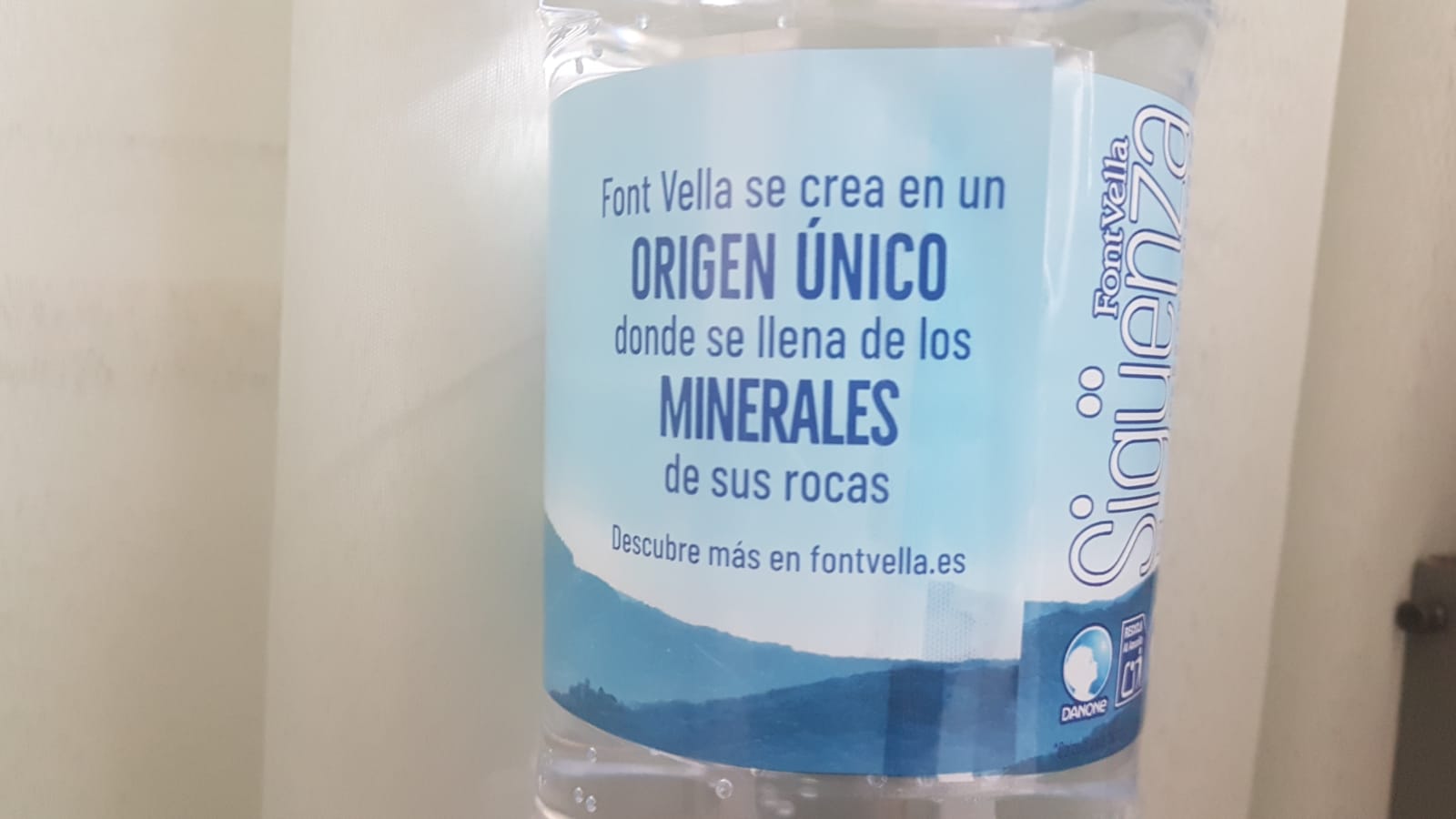 FontBella Label.jpeg